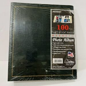 Pioneer LM-100 Binder Magnetic 3-ring Photo Album 100 Magnetic Pages -green